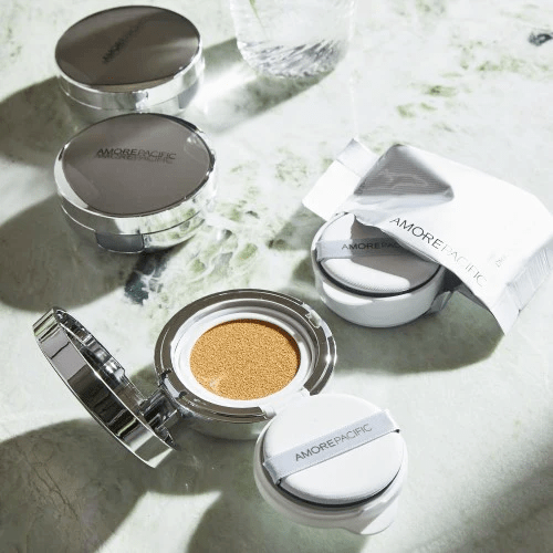 AMORE PACIFIC | Color Control Cushion Compact Broad Spectrum SPF 50+