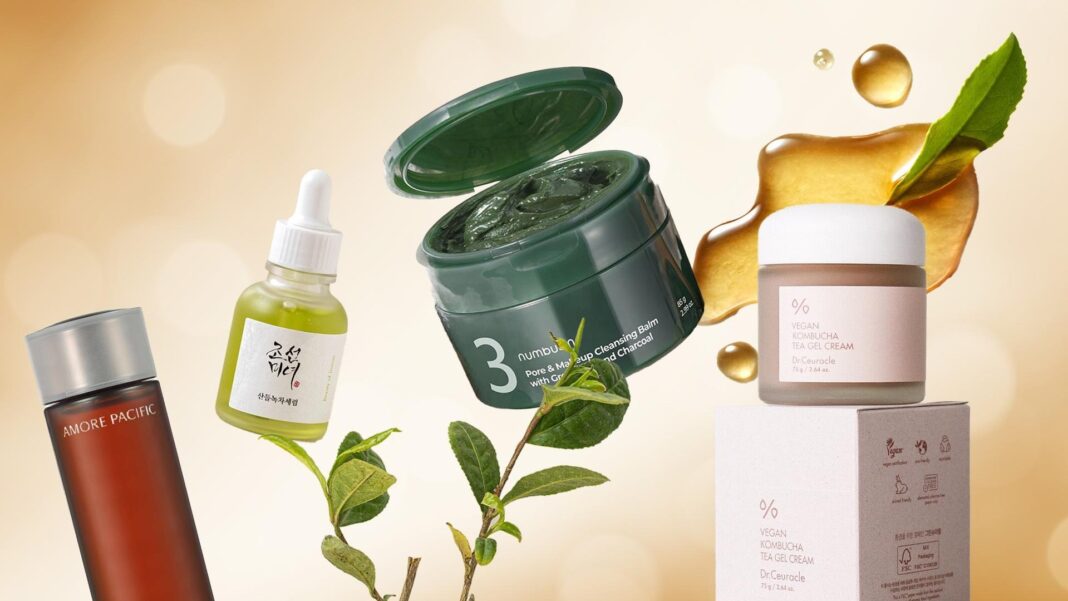 Unbe-leaf-able! Learn All About the Benefits of Tea in Skincare